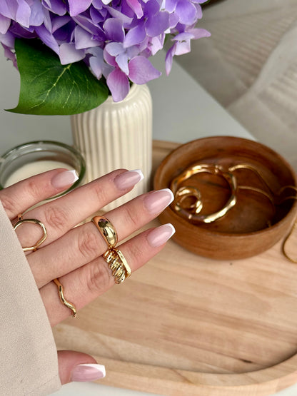 La Délicate - Faux ongles French fine blanche